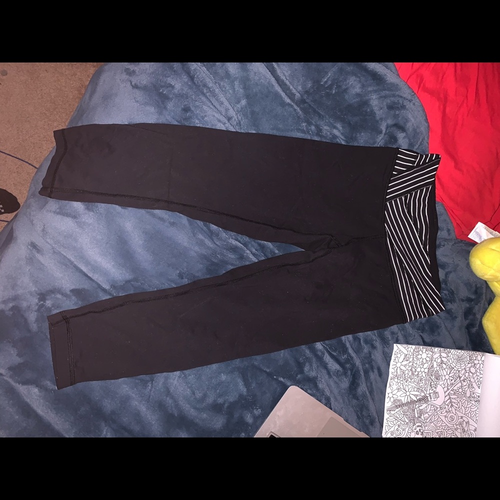 Wunder Under crop leggings